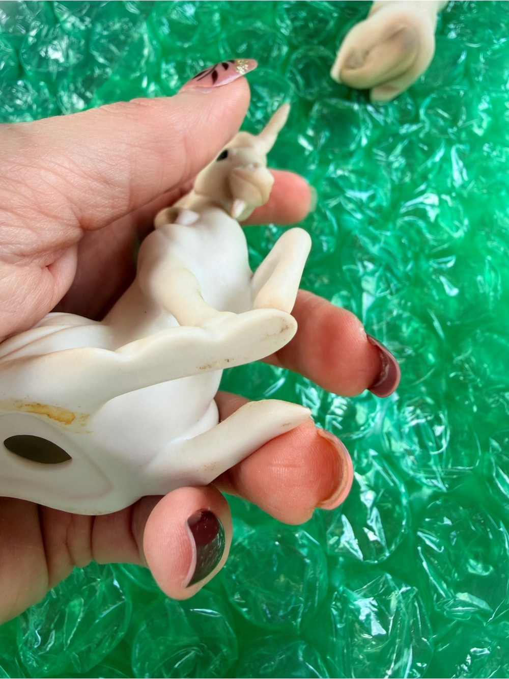 Josef Originals Unicorn Figurines: Unicorns, Set of 2 - Picture 9 of 10